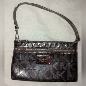 Michael Kors Metallic MK Embossed WRISTLET Pewter GUC